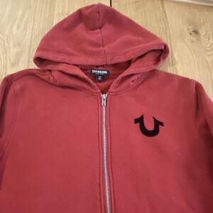 True Religion Men's Logo Zip up Hoodie, Graphic Print Size M, Color Red Dahlia *